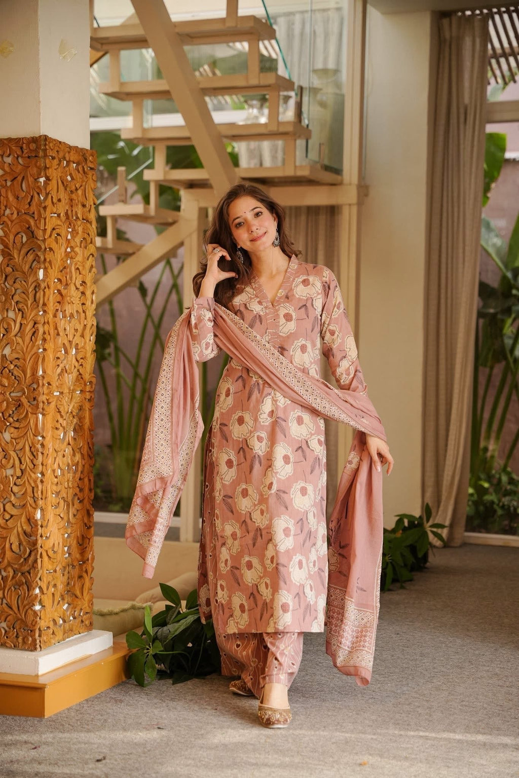 EKISHA PRINTED COTTON KURTA SET
