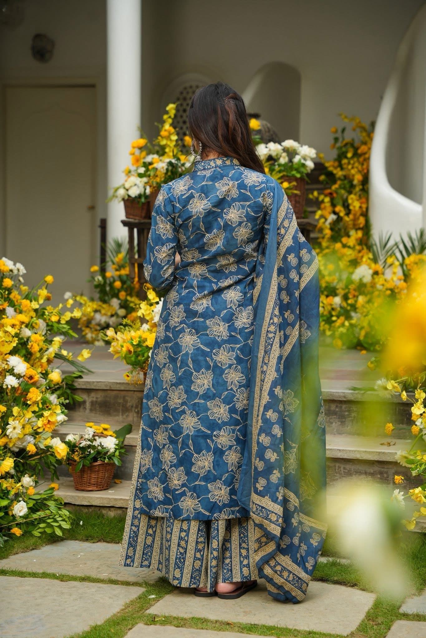 ANHAITA BLUE PRINTED COTTON KURTA SET
