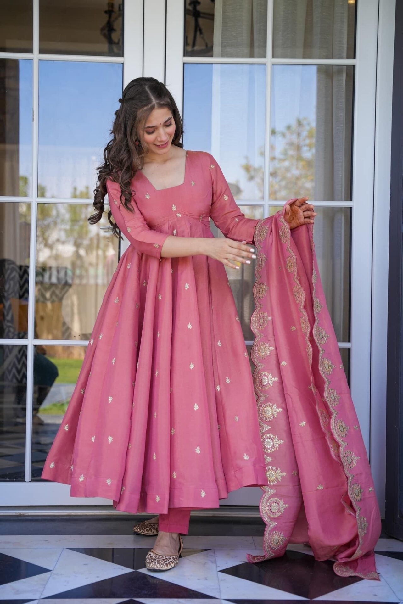 INAAYA COSMOS HEAVY SUIT SET