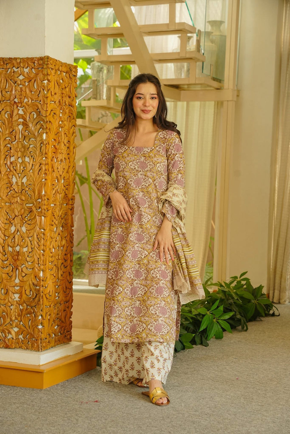 Ekavira Floral Cotton Straight Kurta Set